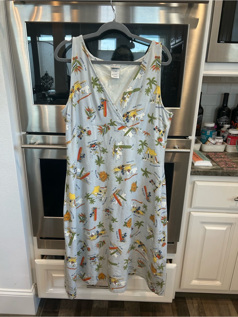 Vintage Y2K Disney v-neck Maxi Hawaiian Dress size XXL has slight wear